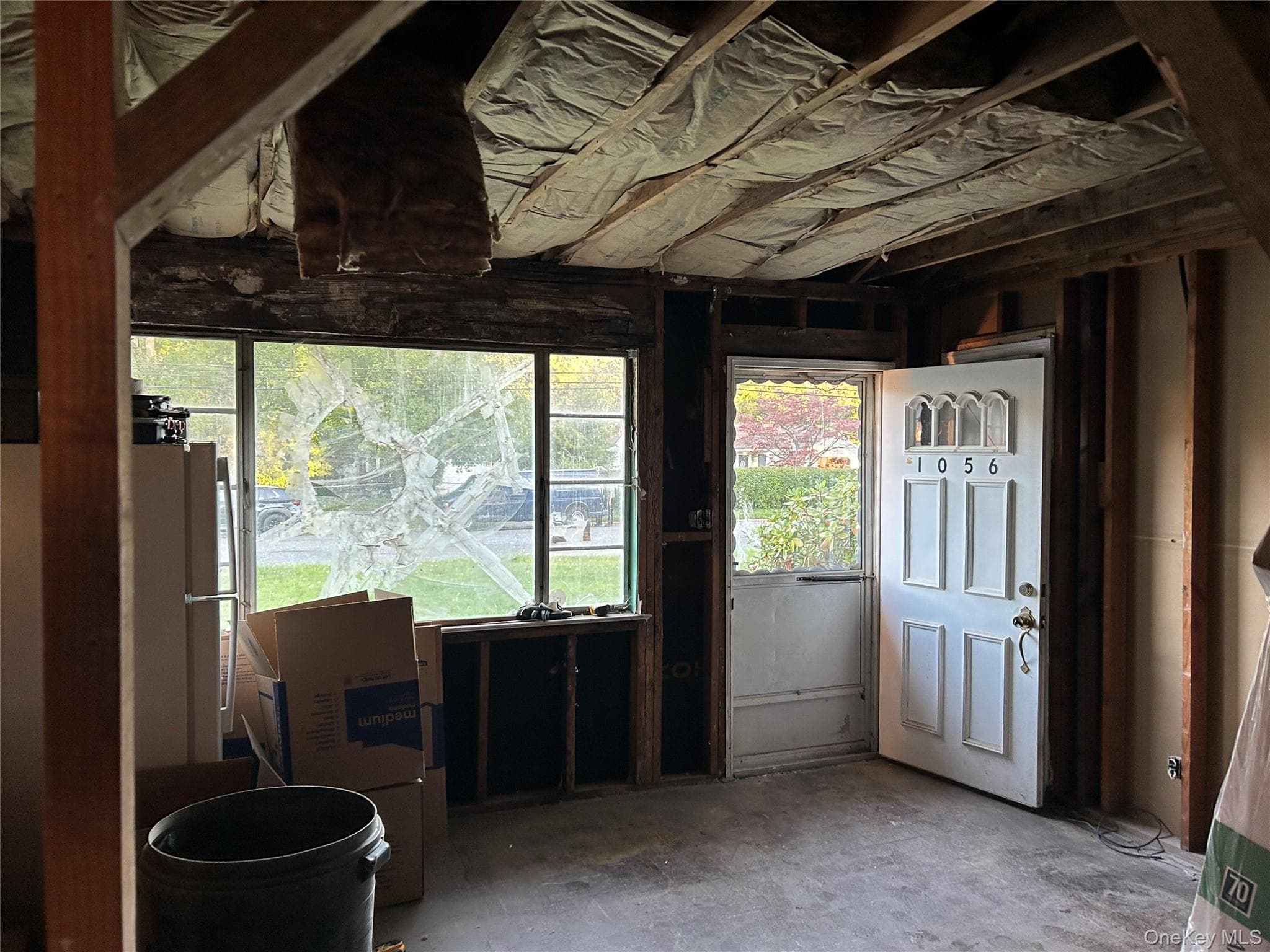 1056 Bay Shore Avenue thumbnail 11