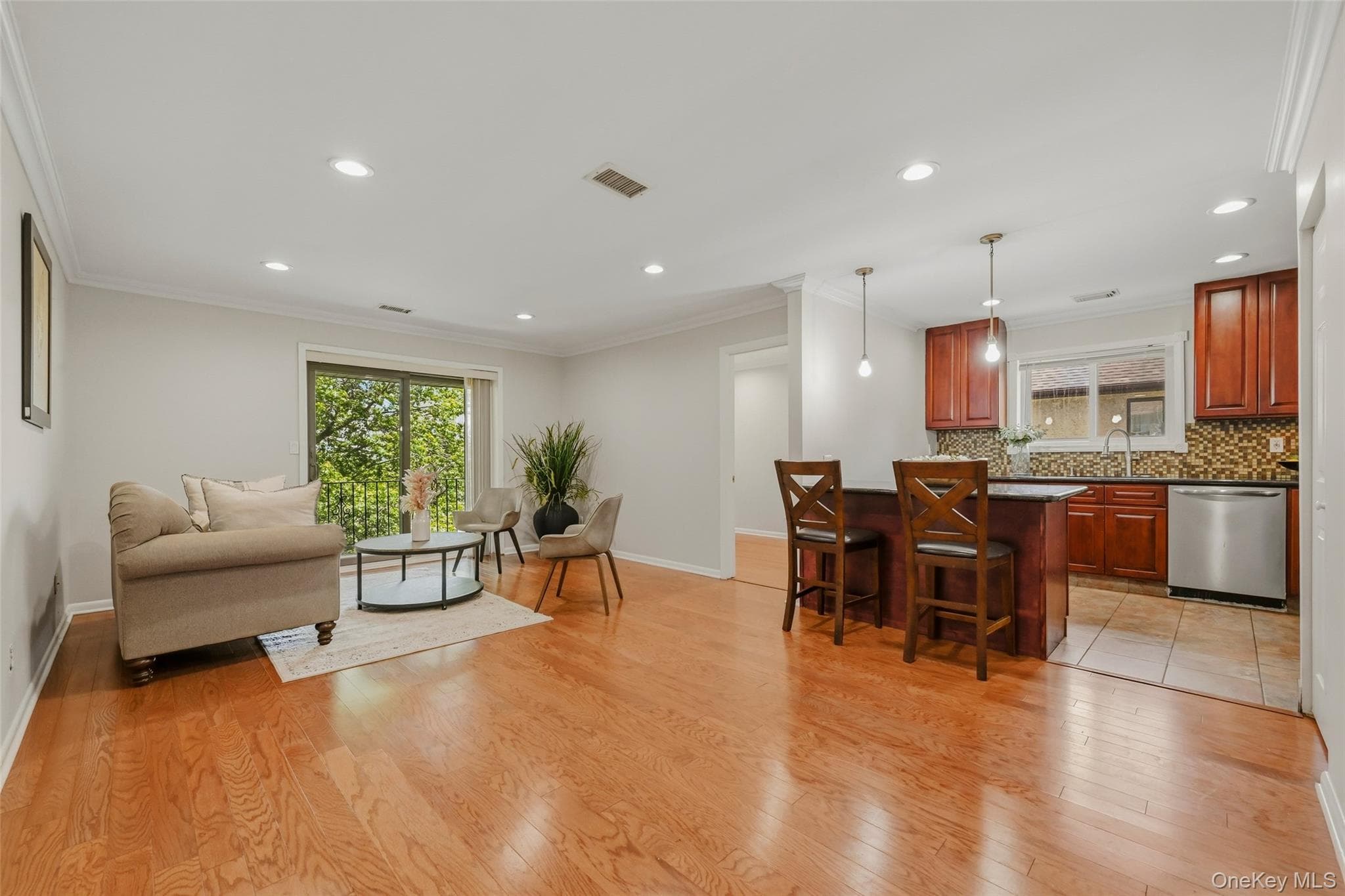 72 Omni Parc Drive thumbnail 3