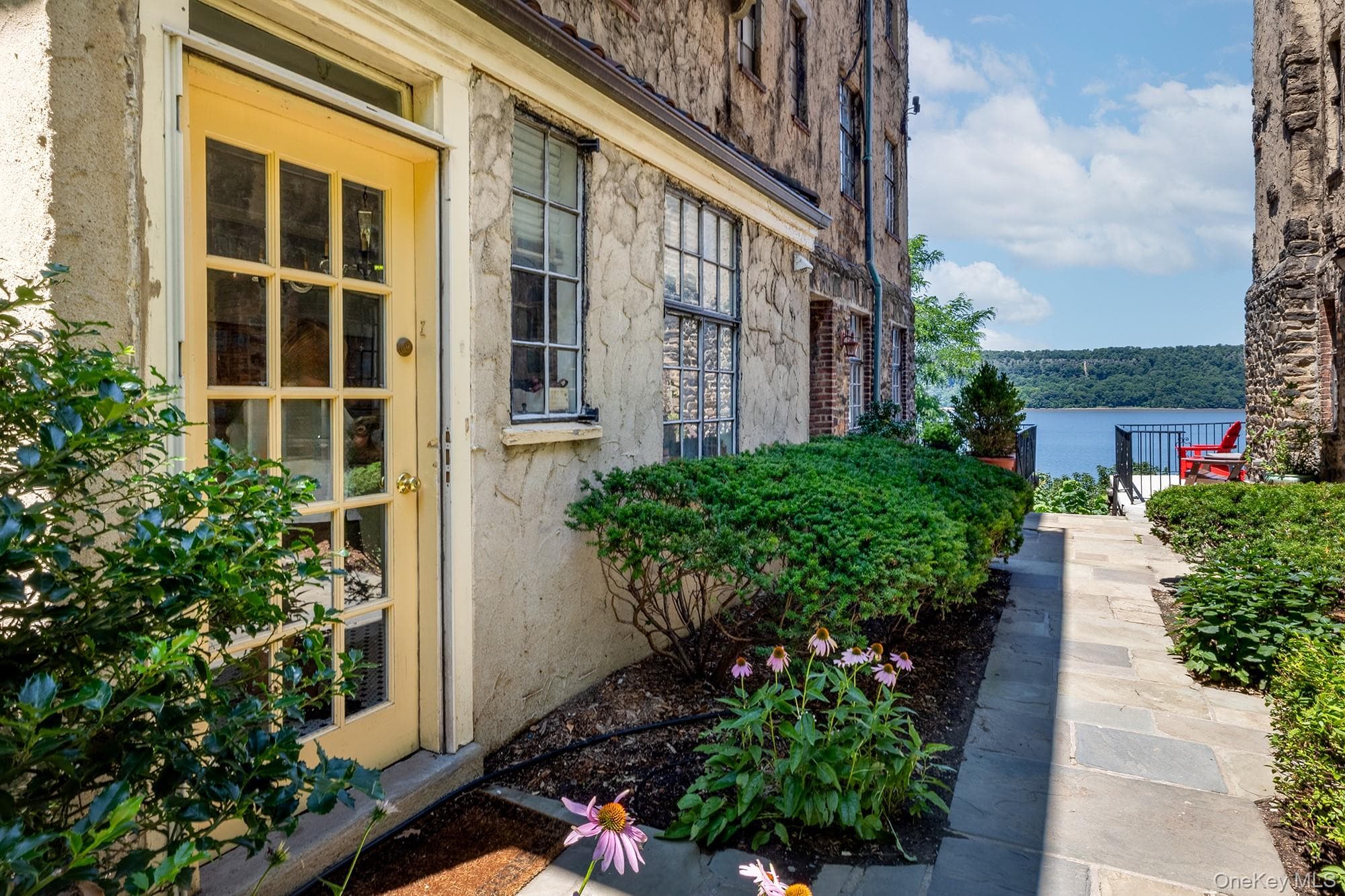 2501 Palisade Avenue Unit: C1 thumbnail 43