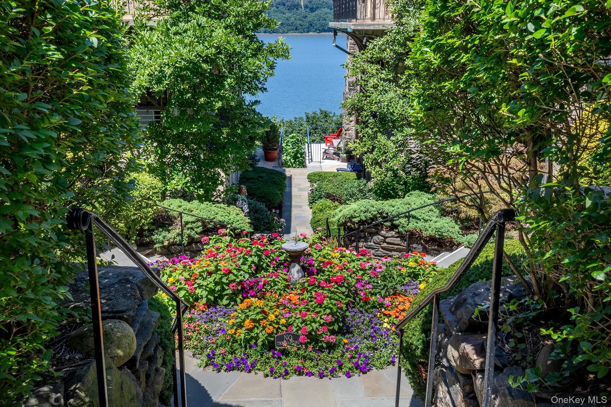 2501 Palisade Avenue Unit: C1 thumbnail 47