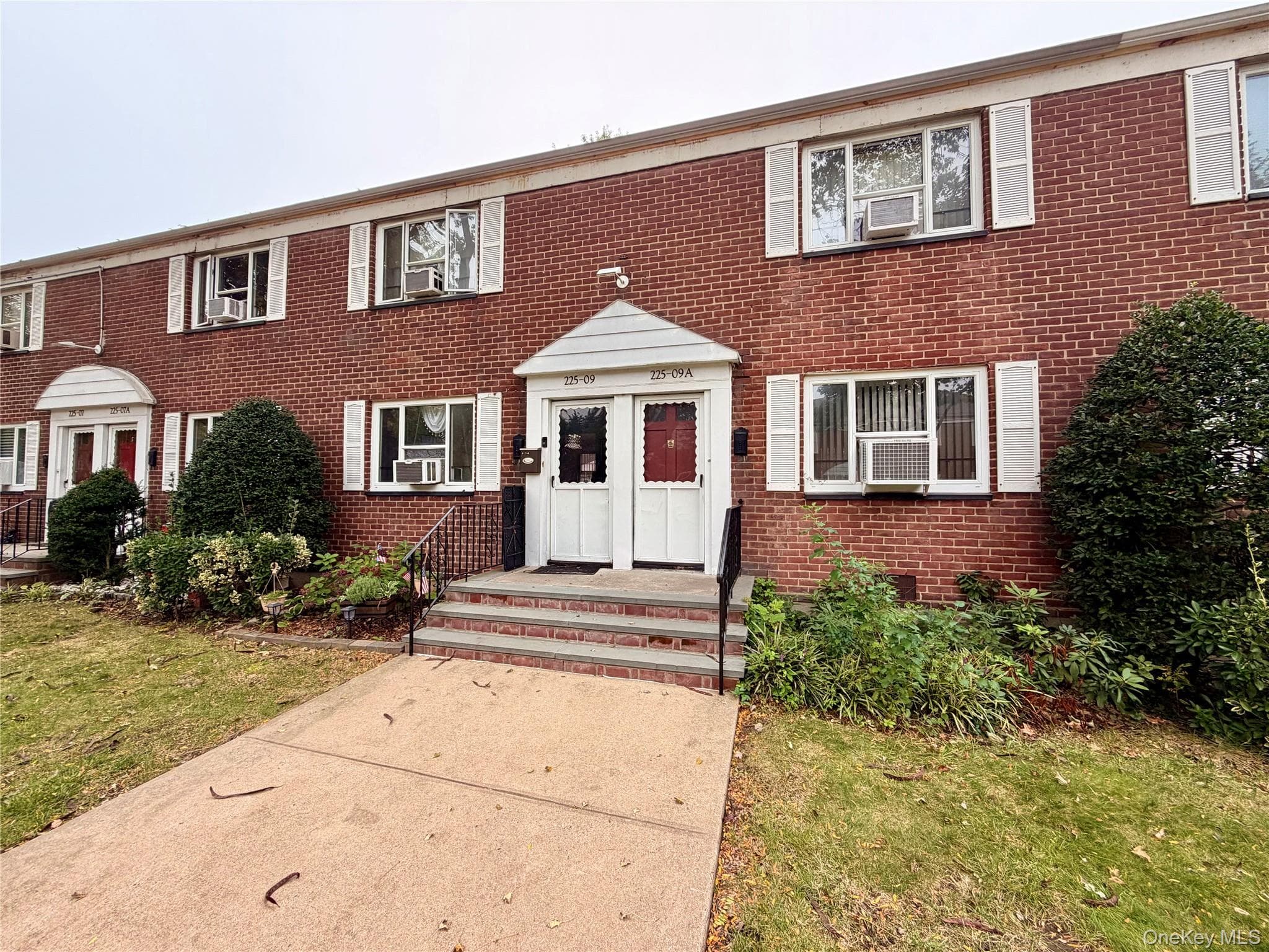 225-09 88th Avenue Unit: 415, Queens Village