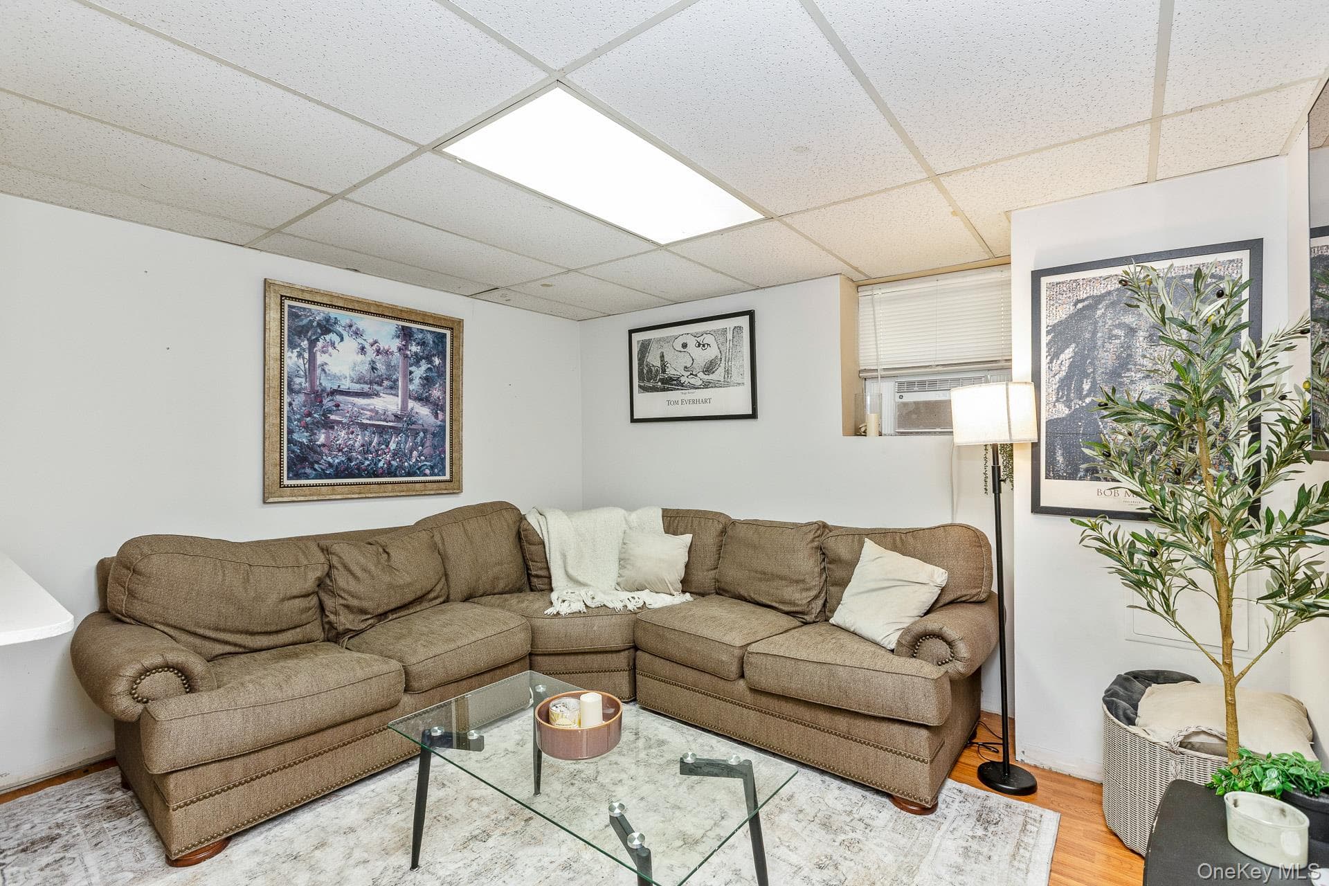 312 Peconic Avenue thumbnail 17