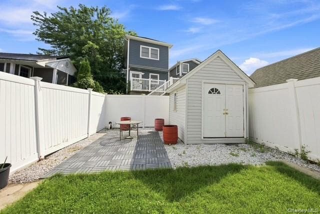 120 E 6th Road thumbnail 22