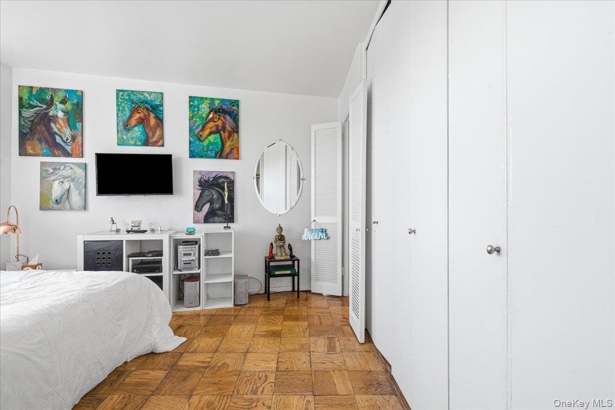 70-25 Yellowstone Boulevard Unit: 16R thumbnail 21