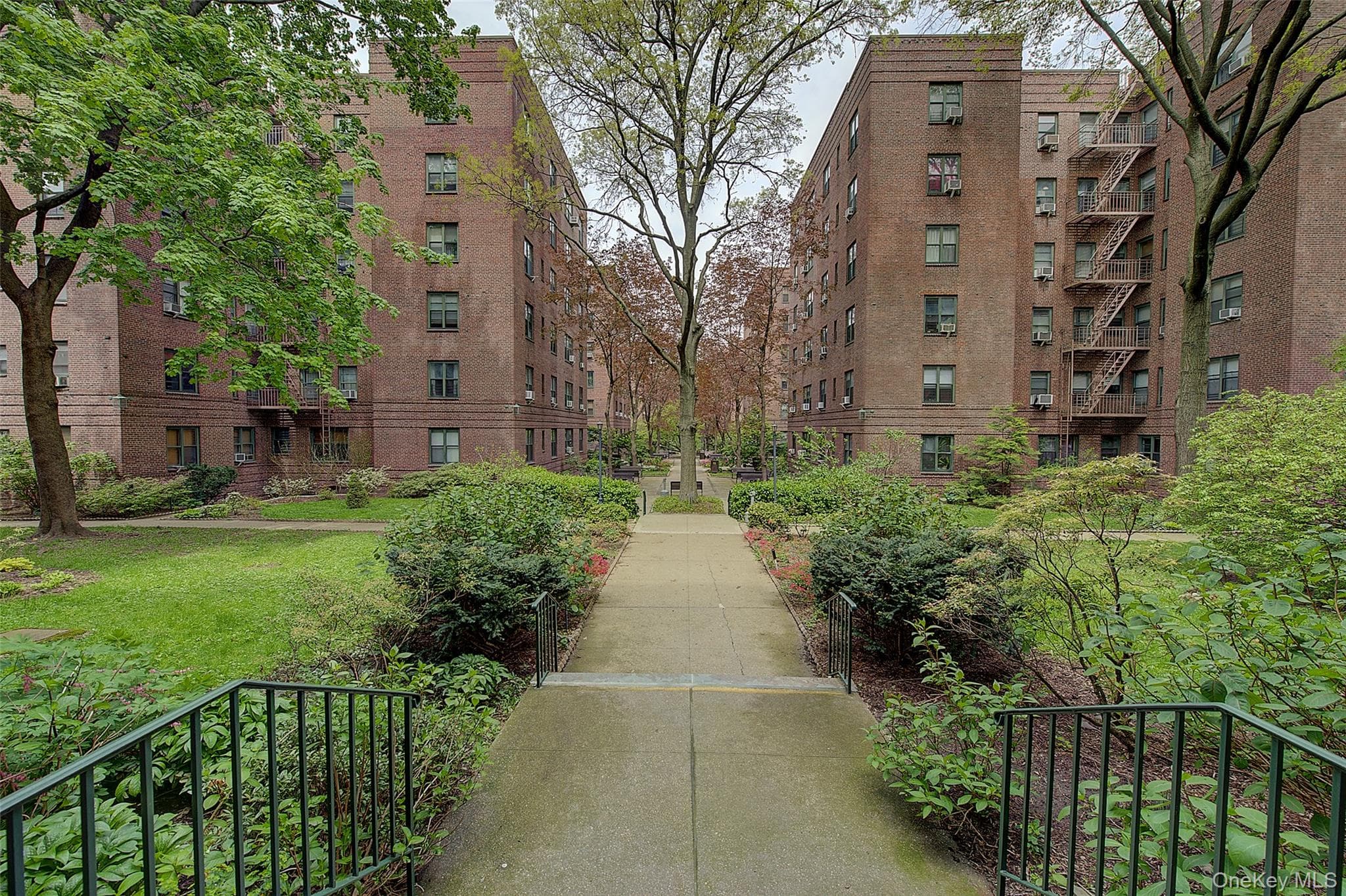 78-11 35 Avenue Unit: 5H thumbnail 9