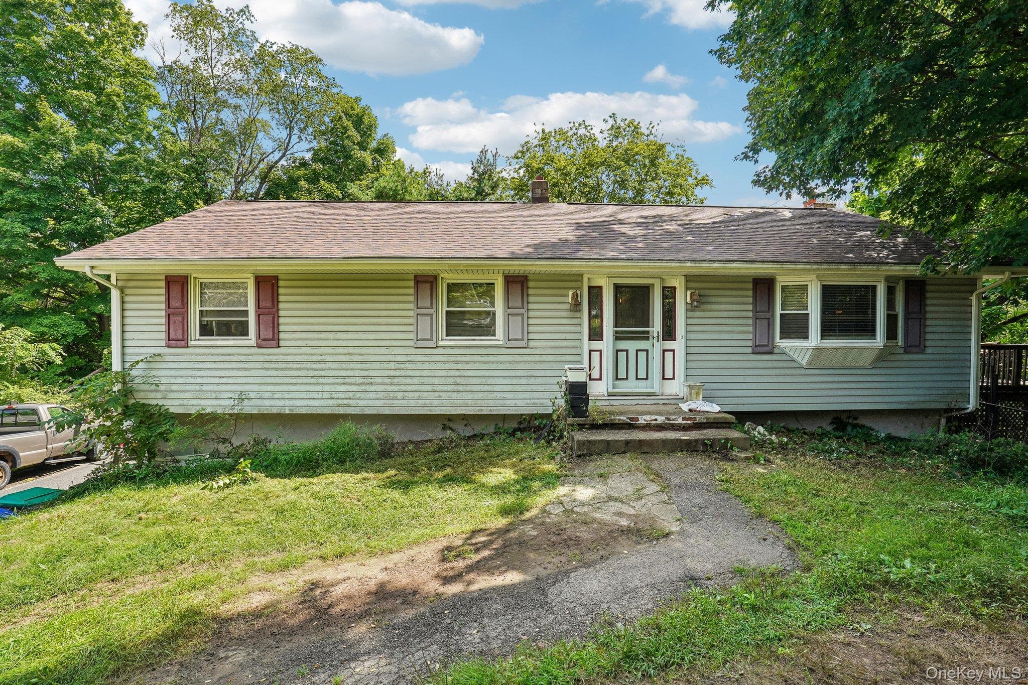14 Helms Hill Road, Washingtonville