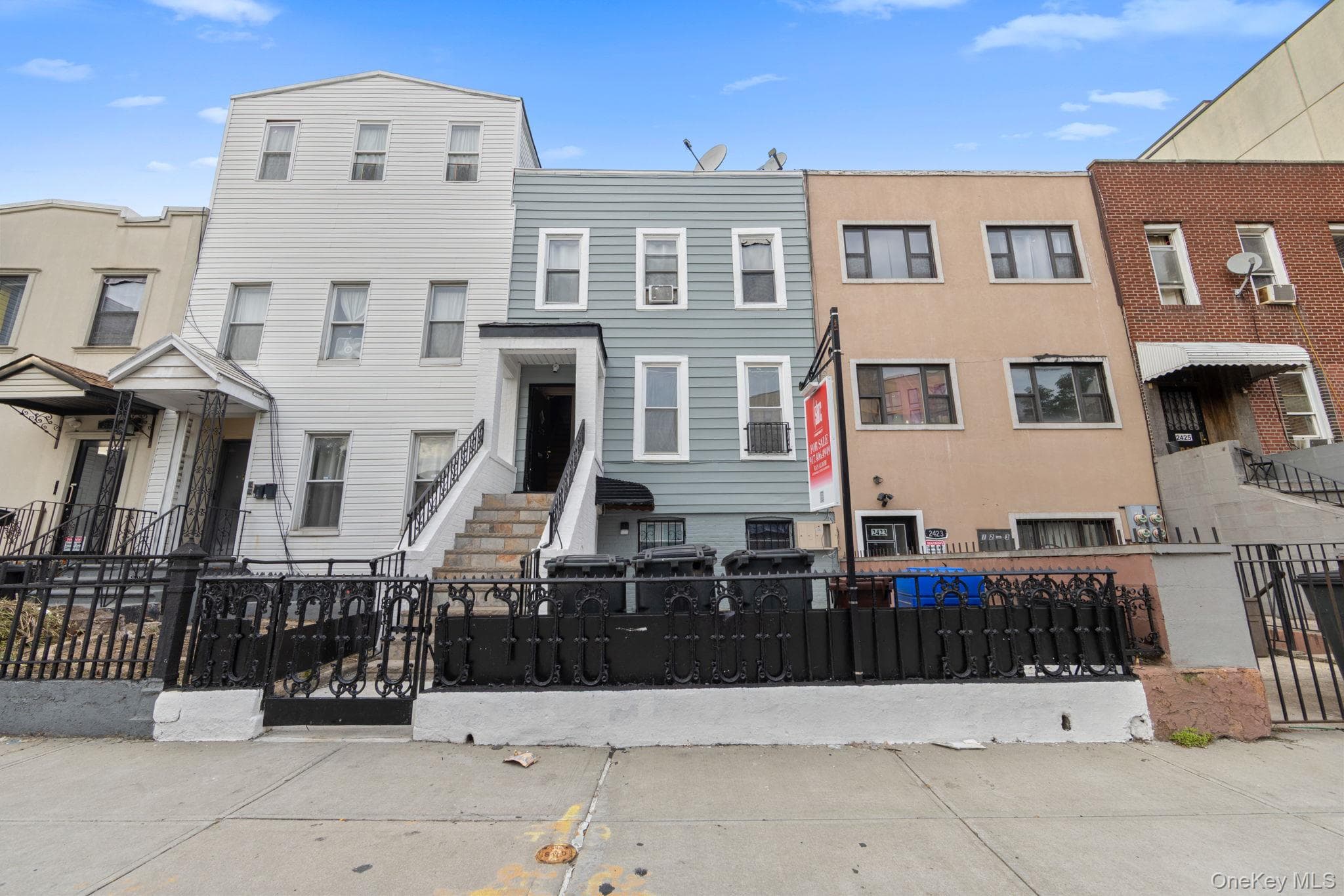 2421 Dean Street photo 1