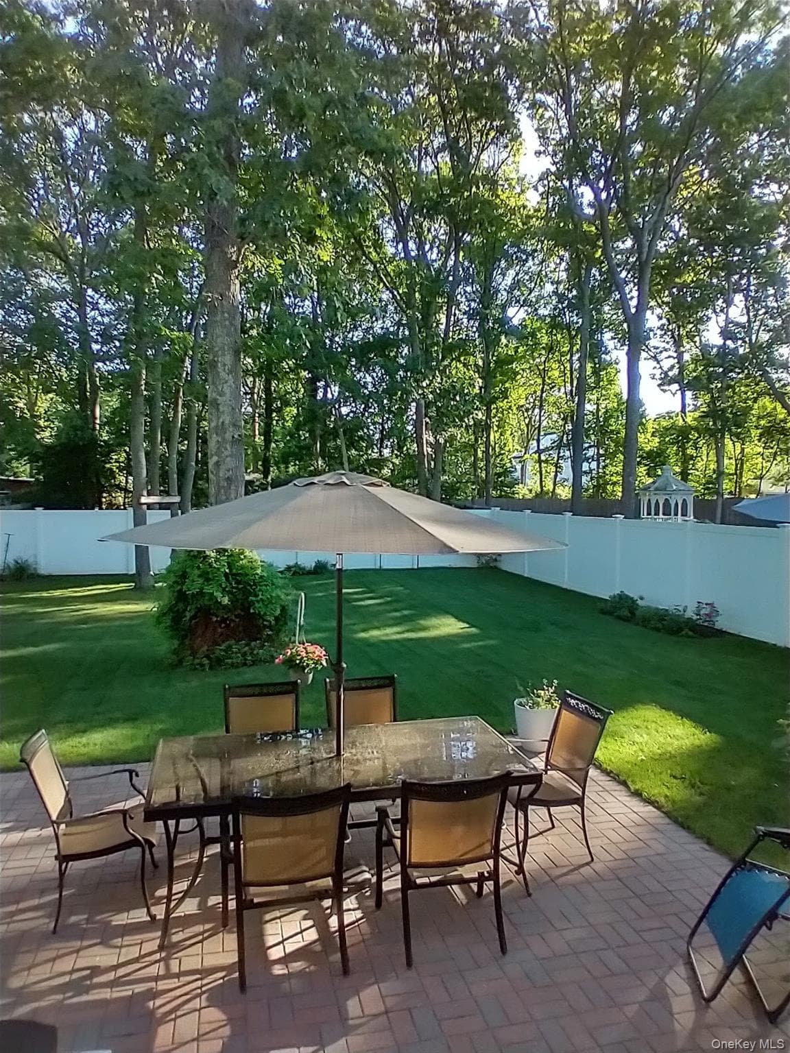 243 Wavecrest Drive thumbnail 15