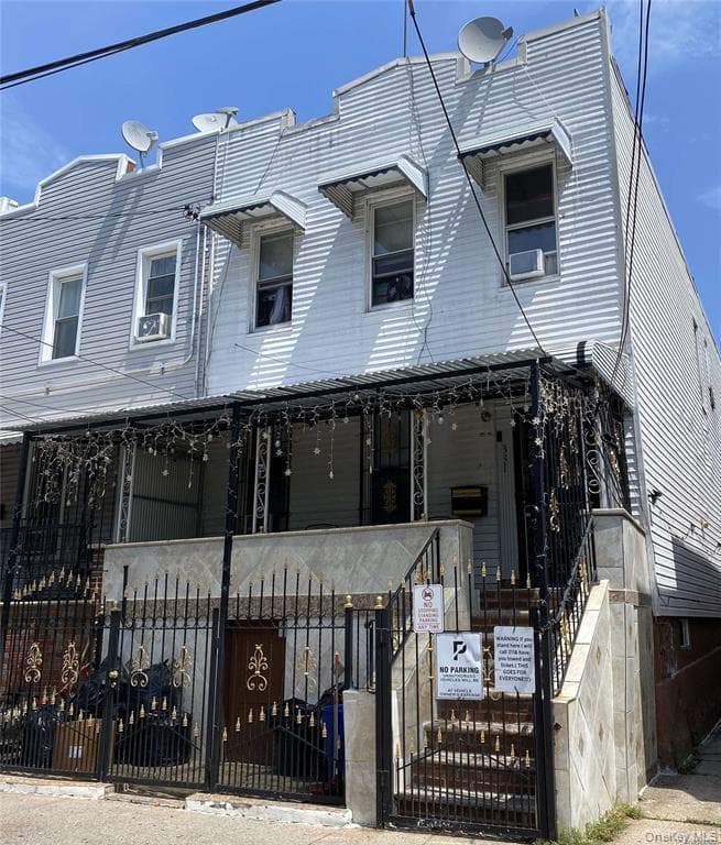 331 Lincoln Avenue, Brooklyn
