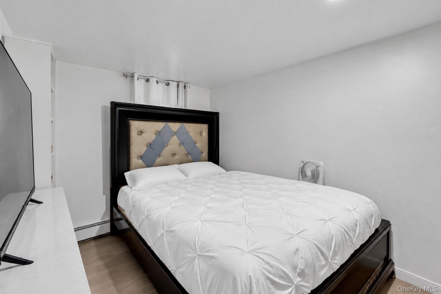 45 Matthews Avenue thumbnail 17