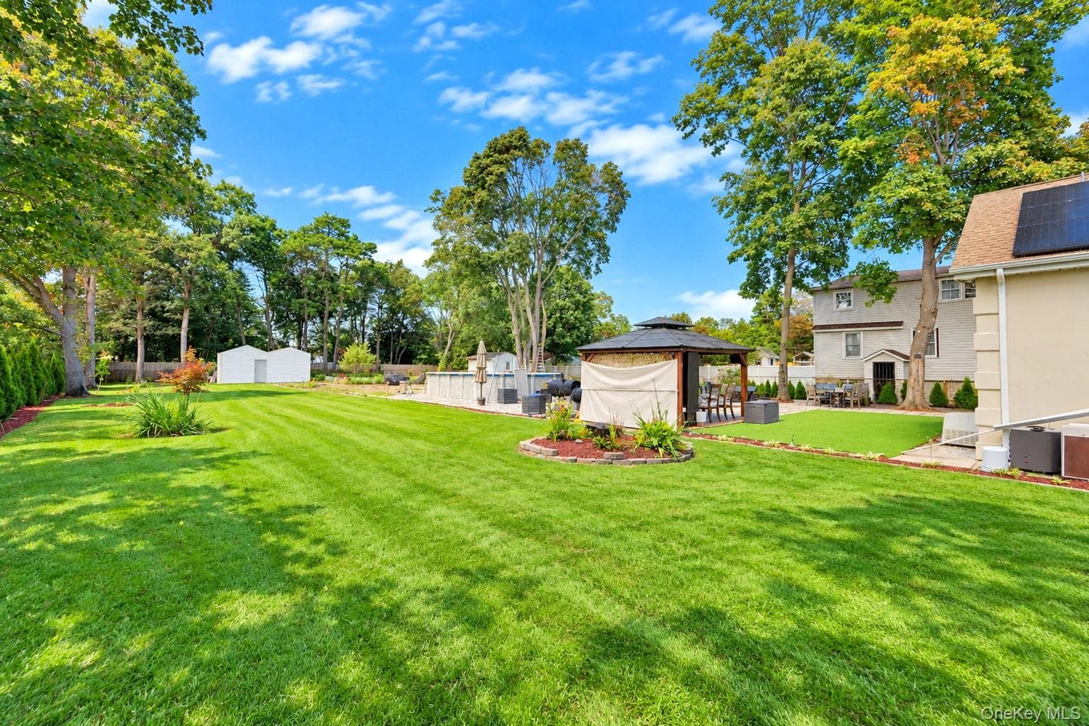 45 Matthews Avenue thumbnail 23
