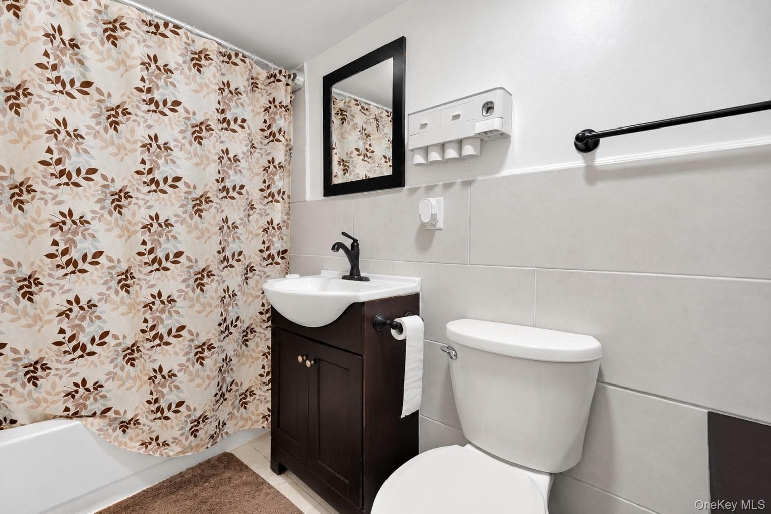 45 Matthews Avenue thumbnail 18