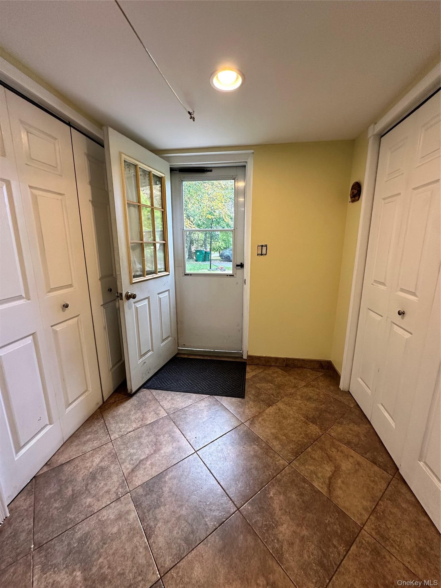 9 Elizabeth Drive thumbnail 26