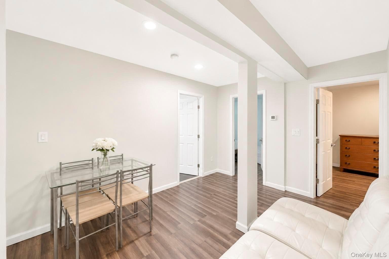 71 Barton Avenue thumbnail 19