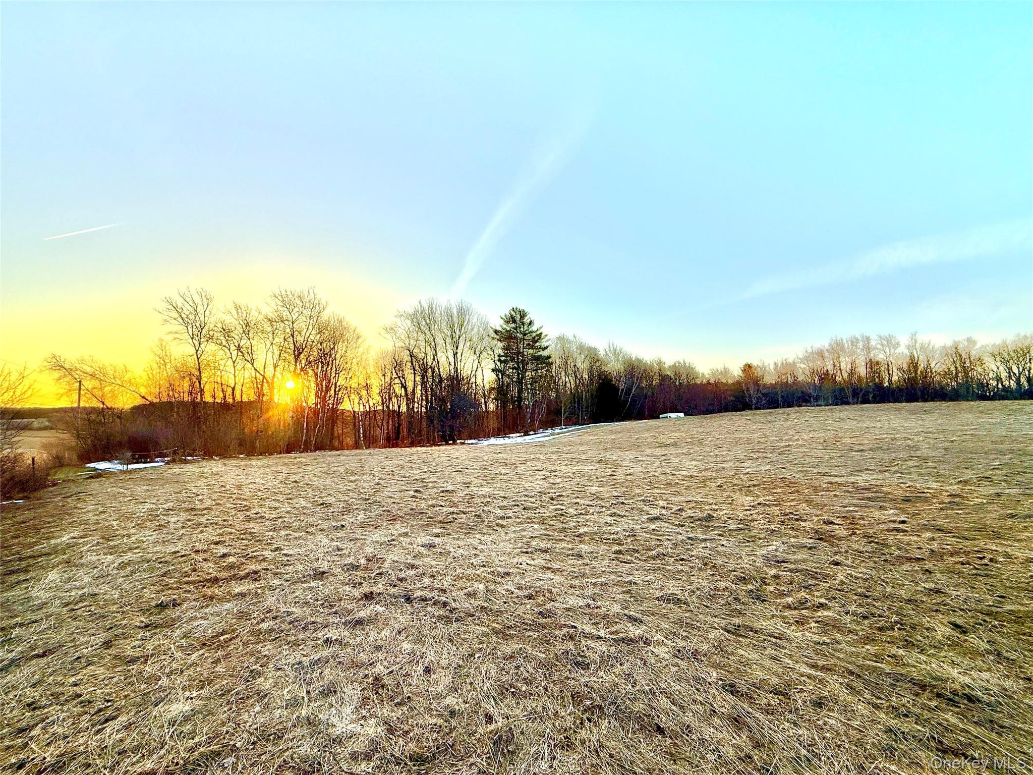 2182 Snake Hill Road photo 1