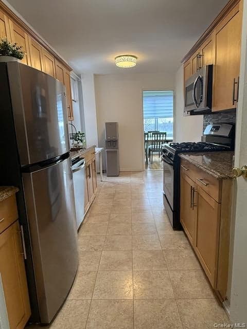 211-35 23rd Avenue Unit: 5J thumbnail 6