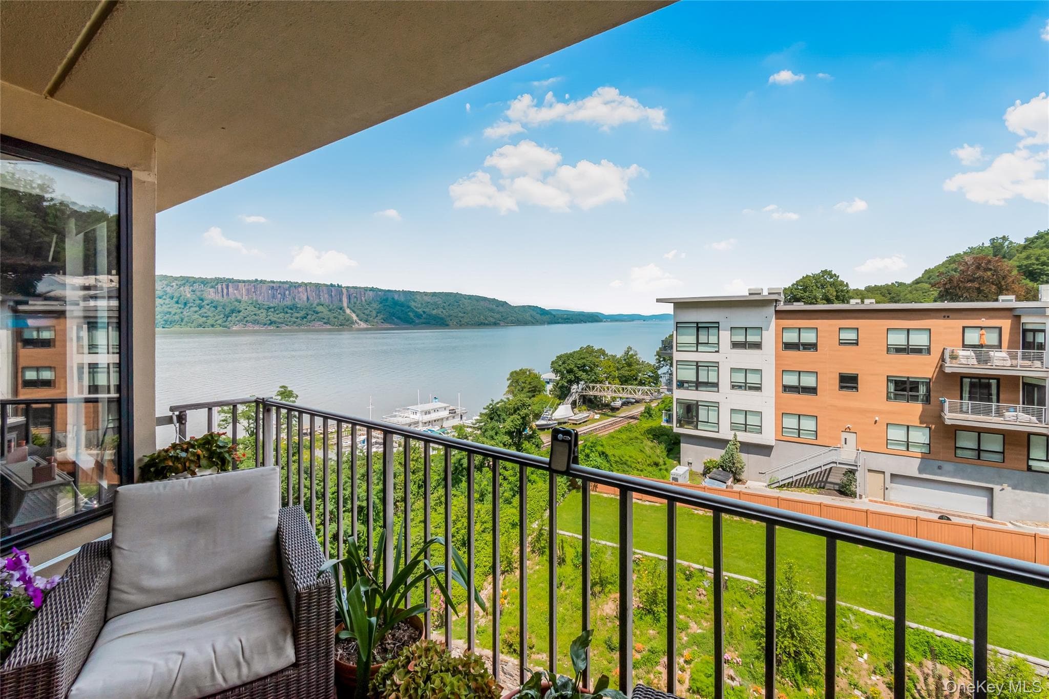 1155 Warburton Avenue Unit: 5A thumbnail 7