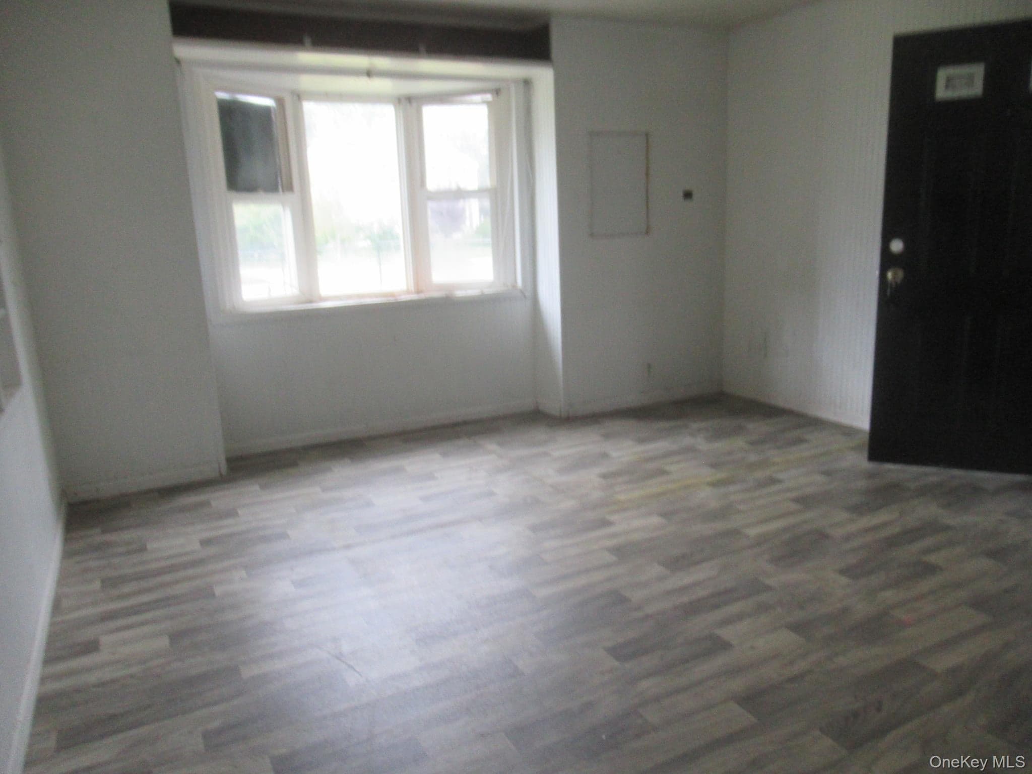 1 Hampton Place thumbnail 6