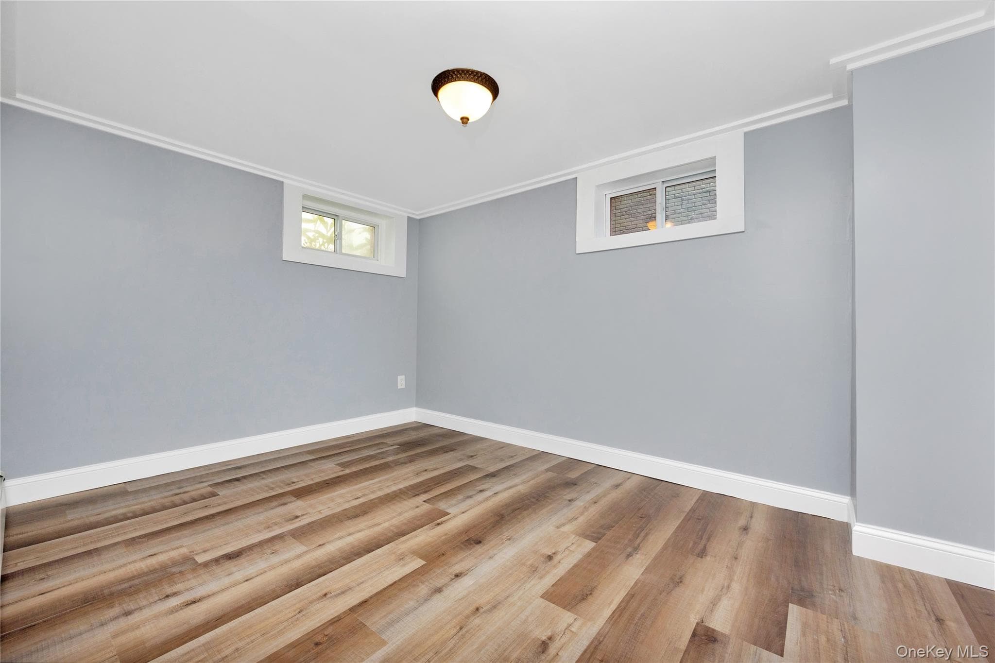 483 Merrick Road thumbnail 14