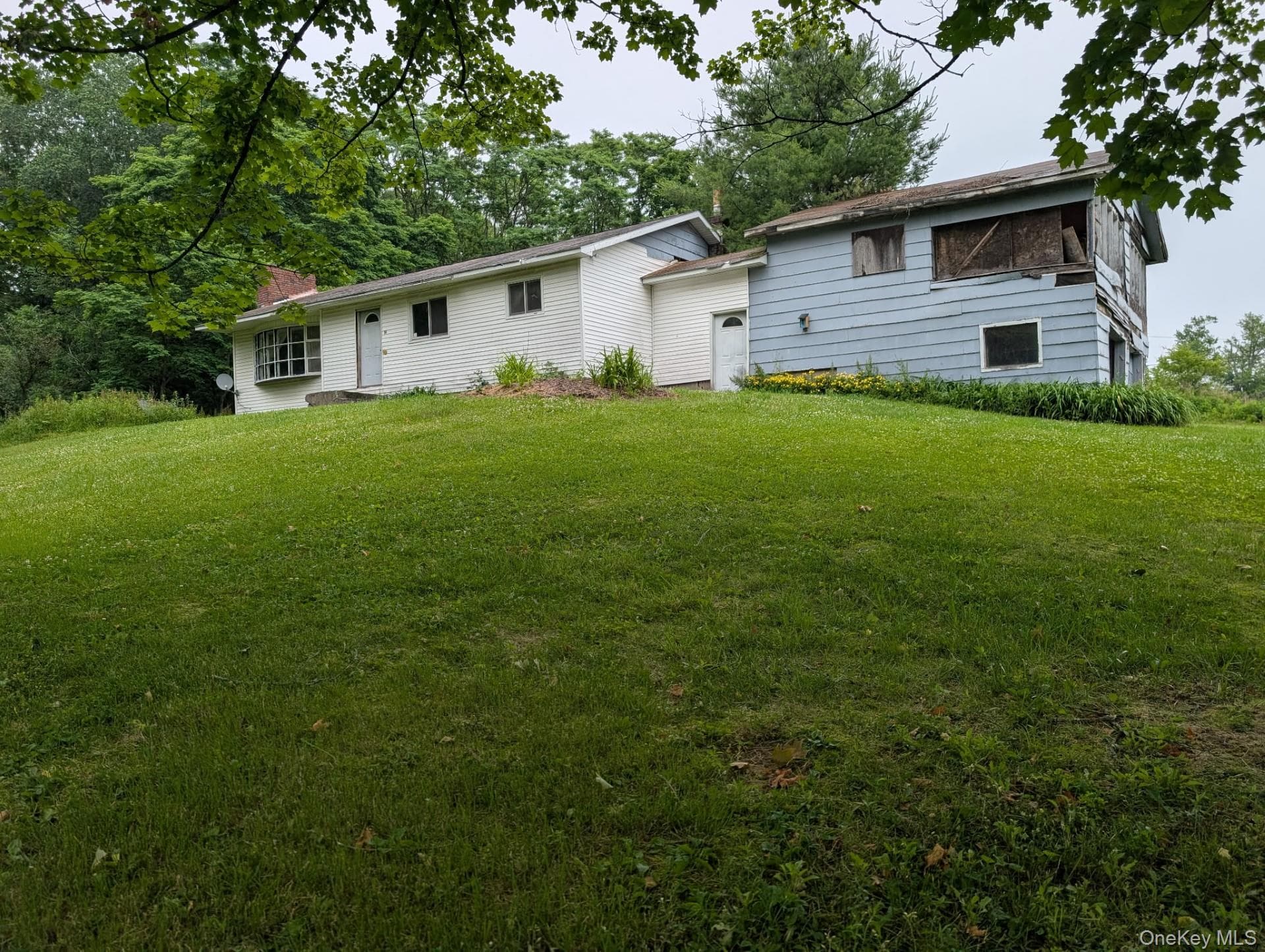 196 Gabriel Road thumbnail 2