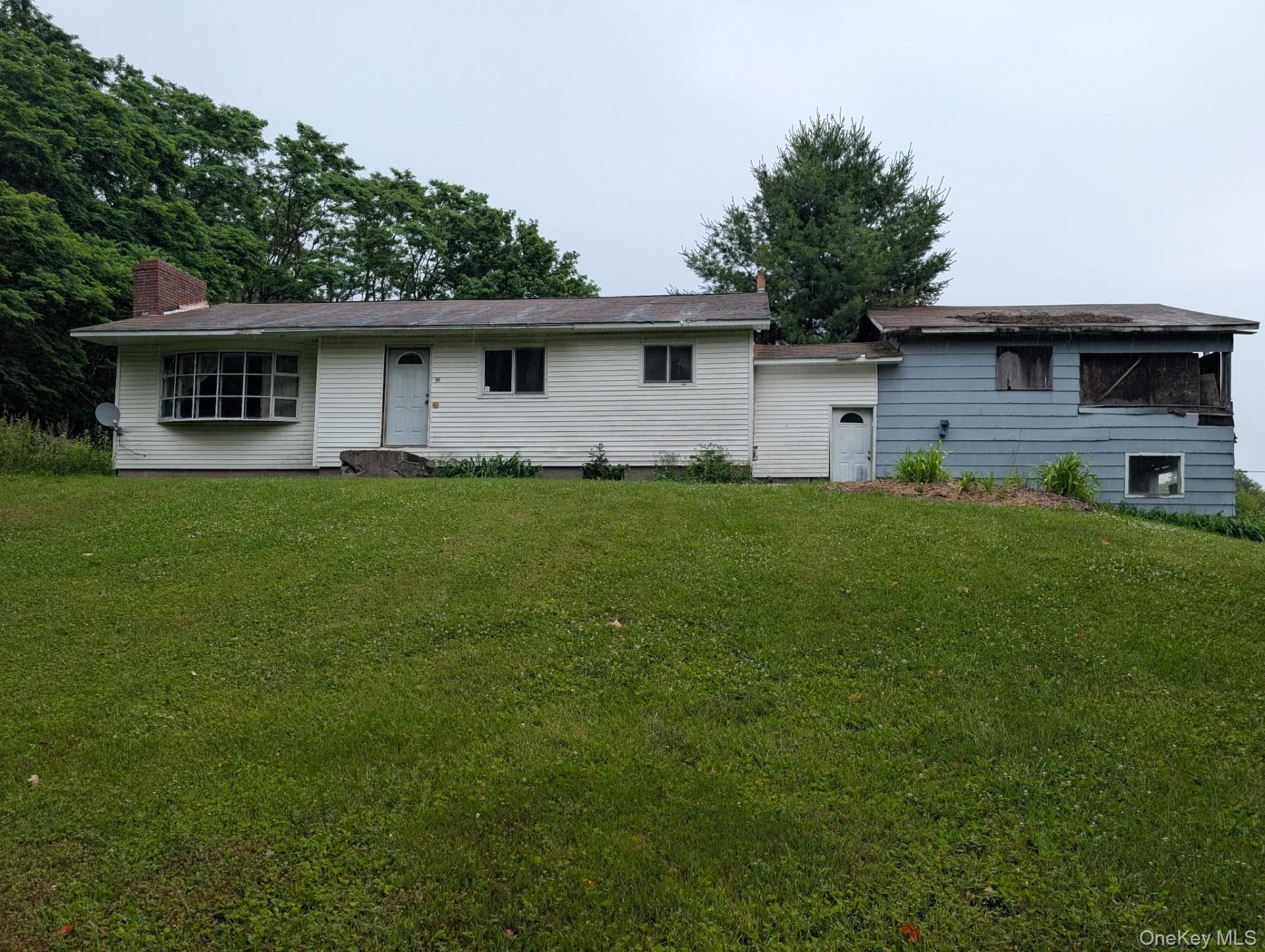196 Gabriel Road photo 1