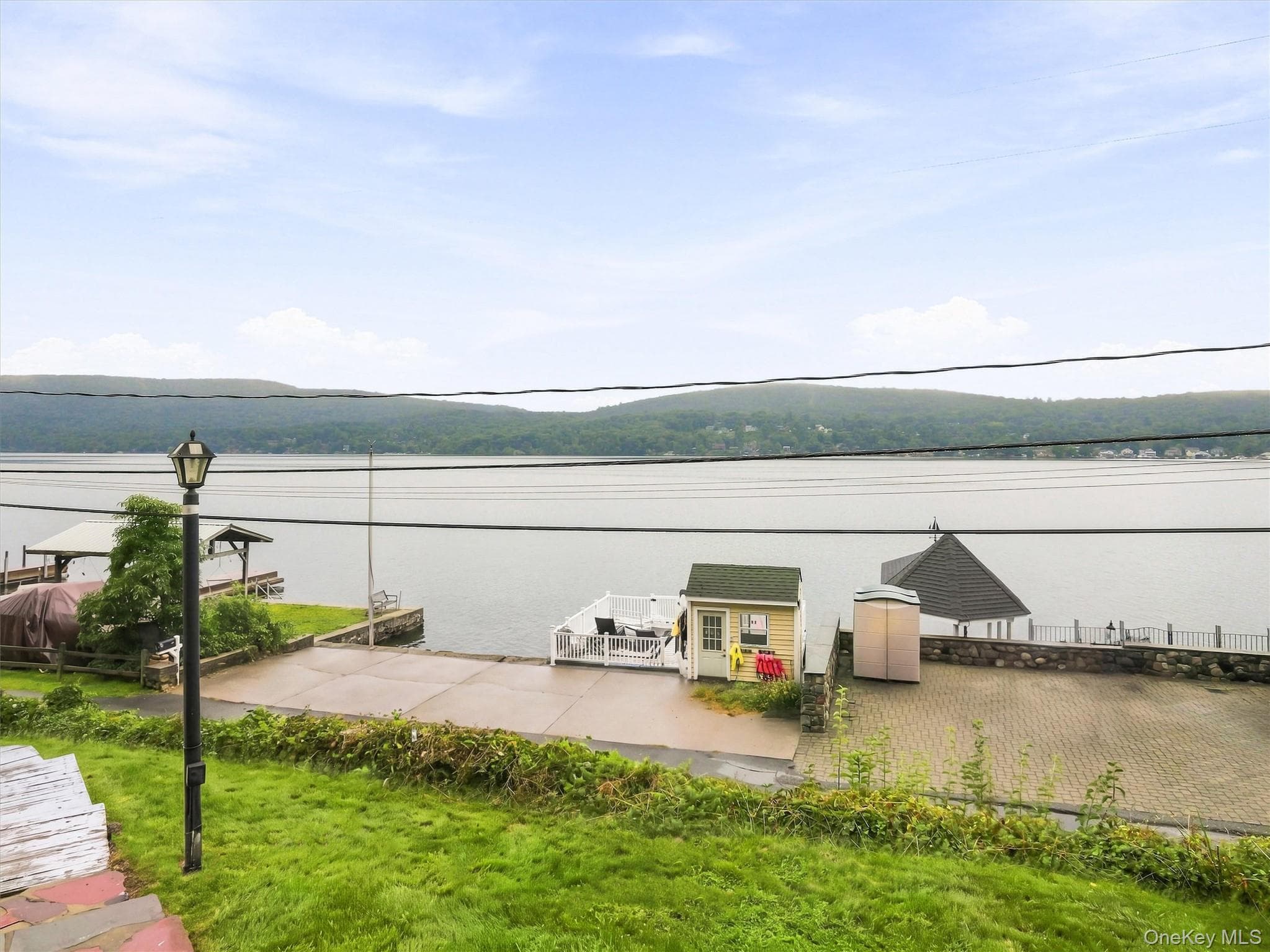 107 Lake Shore Road thumbnail 19