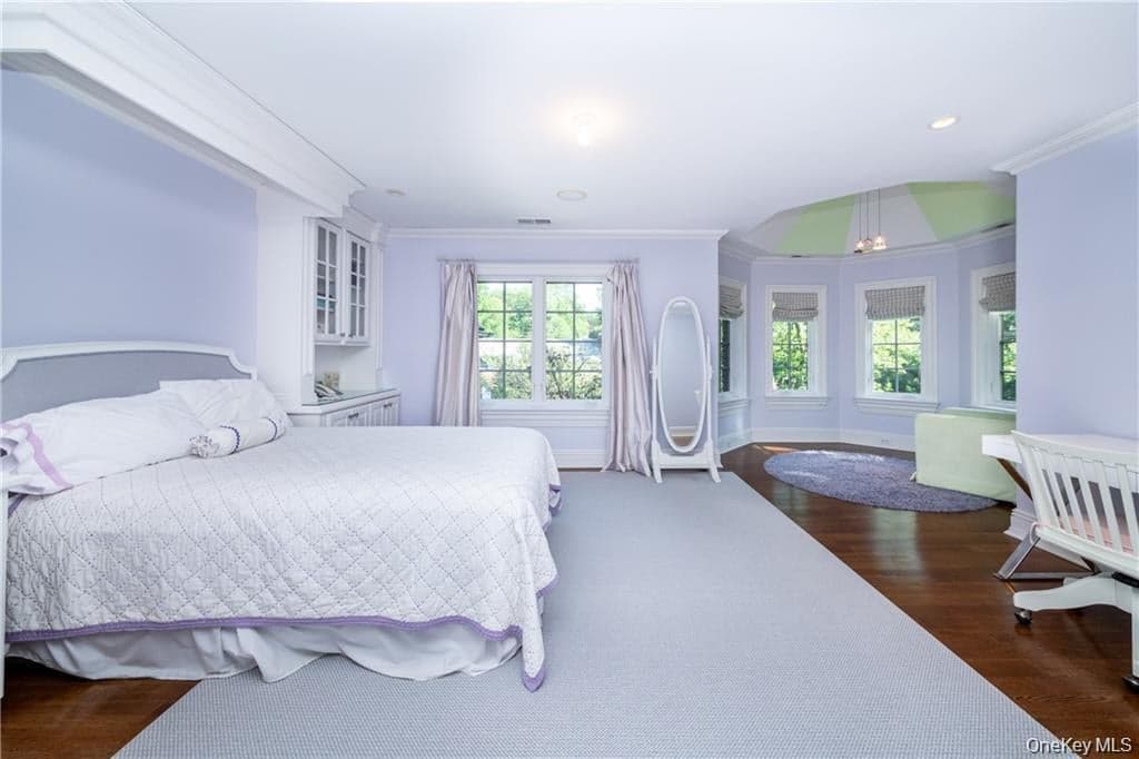 270 Trenor Drive thumbnail 21