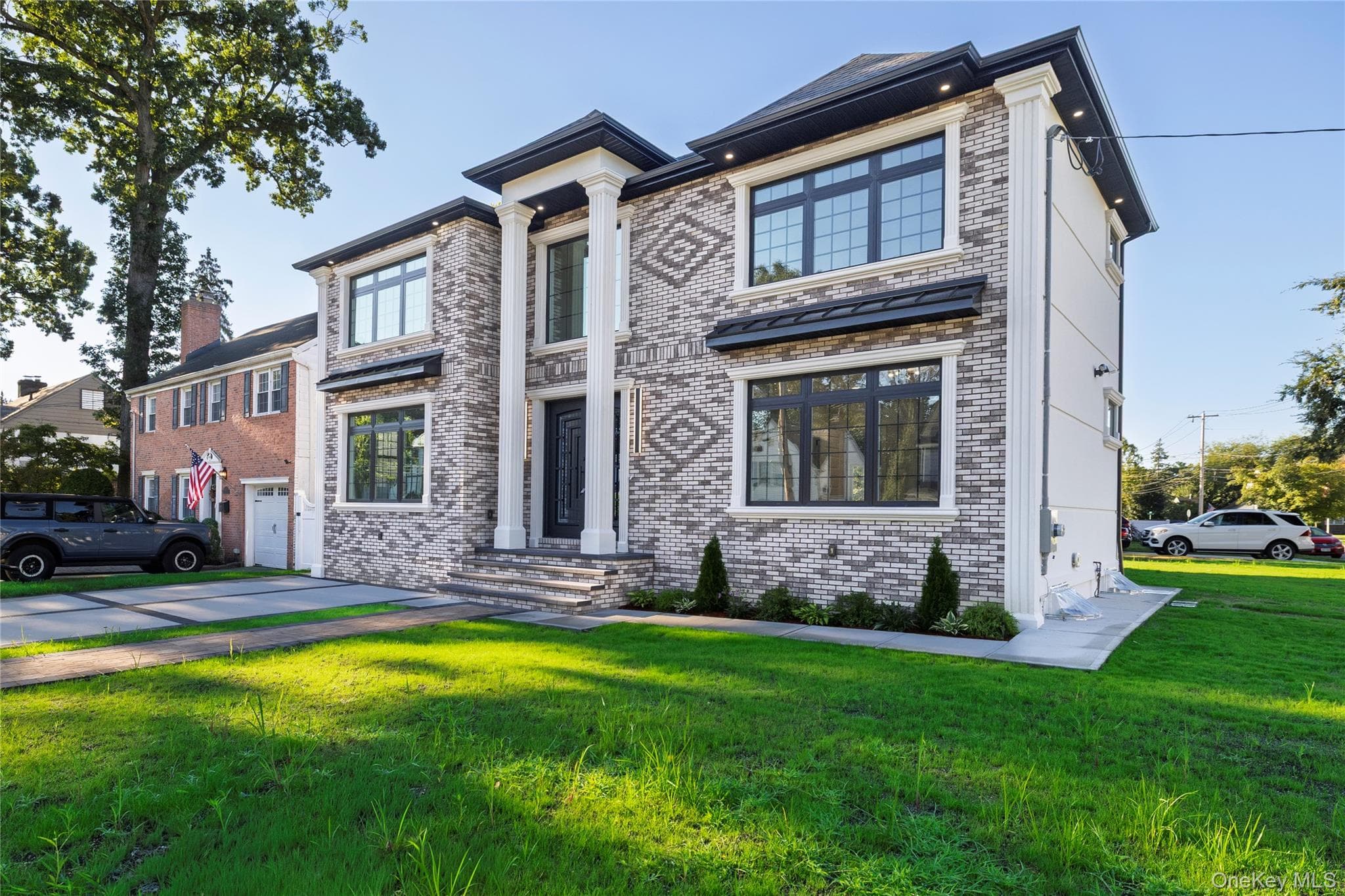 76 Gerard Avenue thumbnail 3