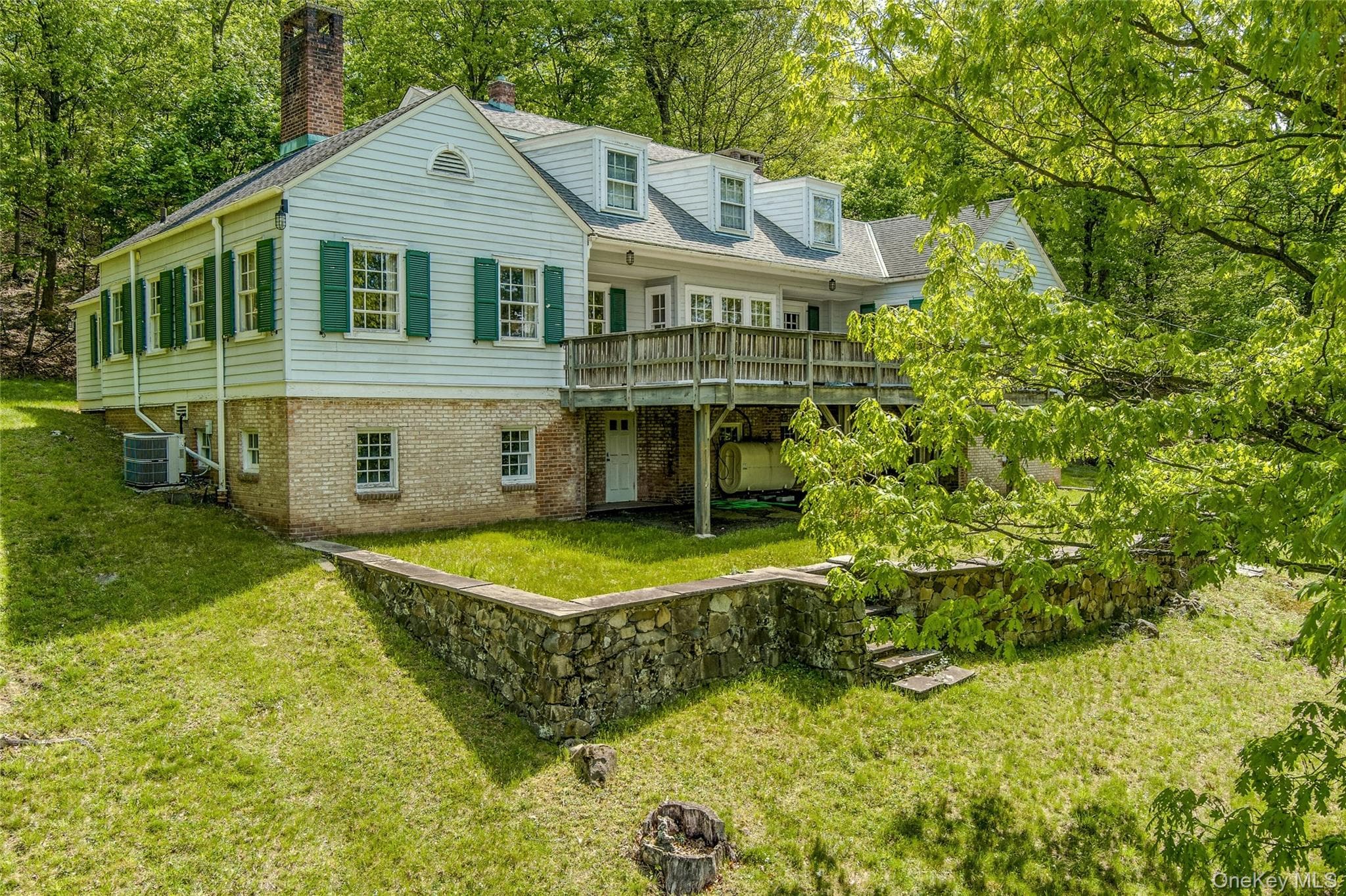 982 Bradley Parkway thumbnail 43