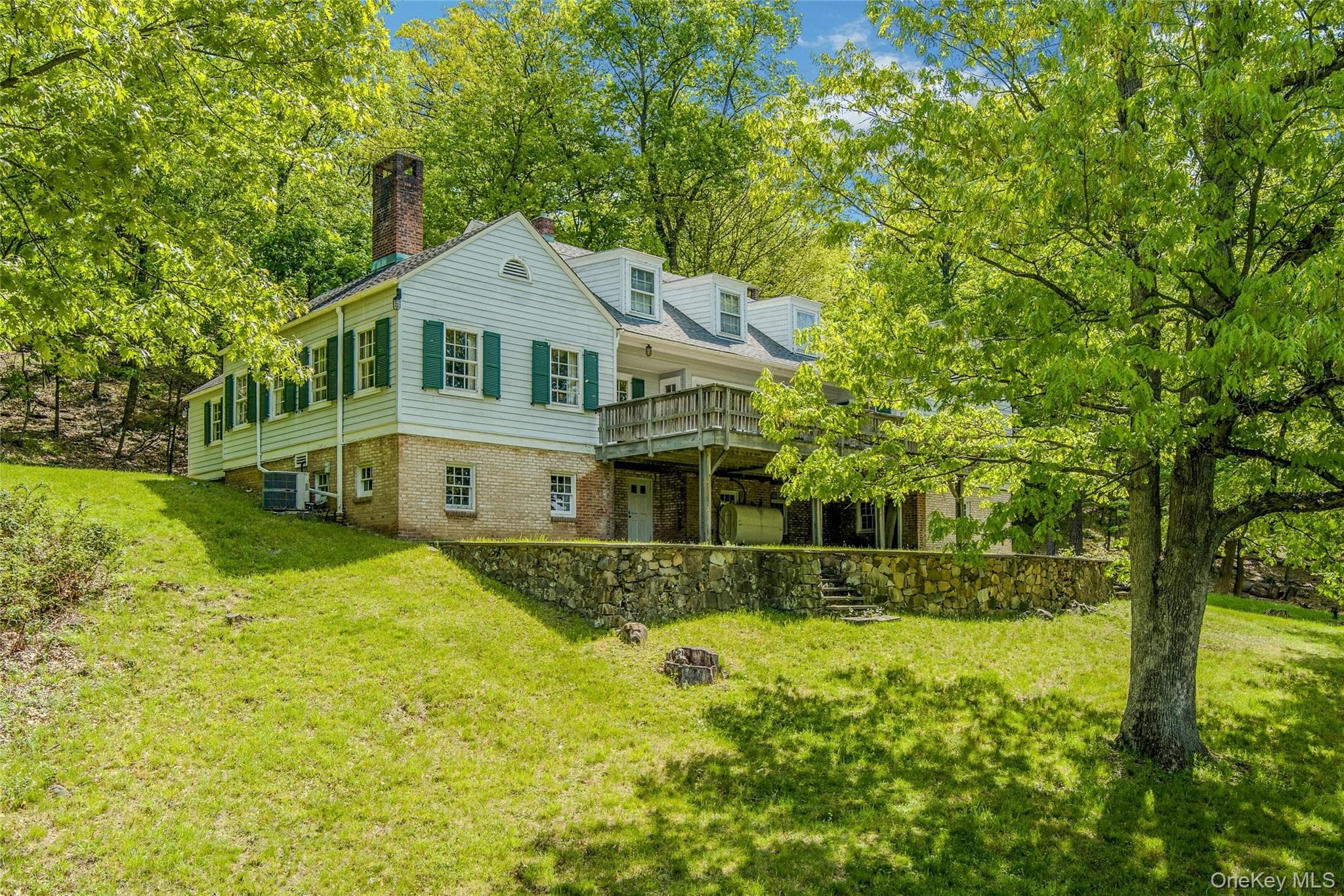 982 Bradley Parkway thumbnail 34