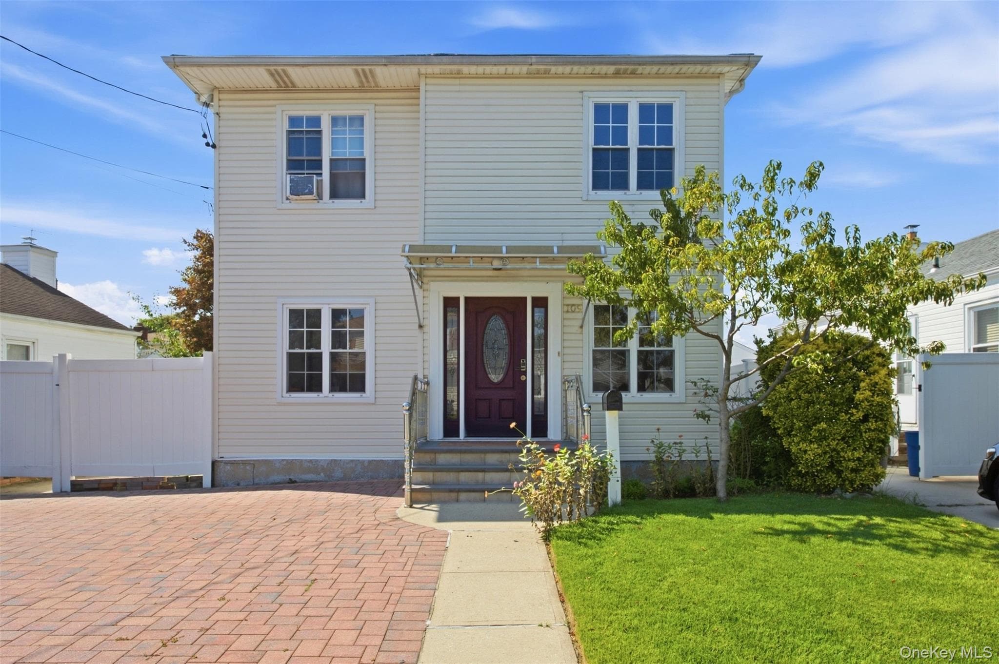 109 Gordon Avenue thumbnail 2