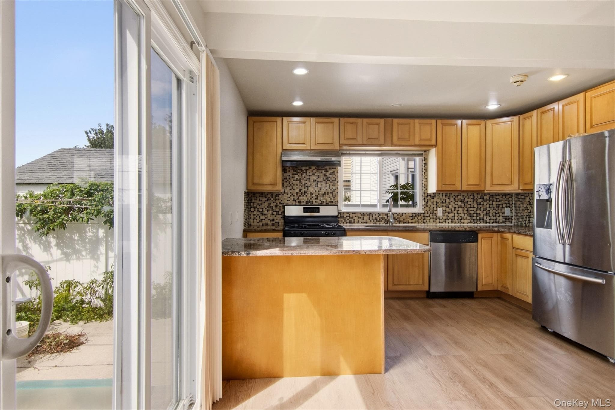 109 Gordon Avenue thumbnail 16
