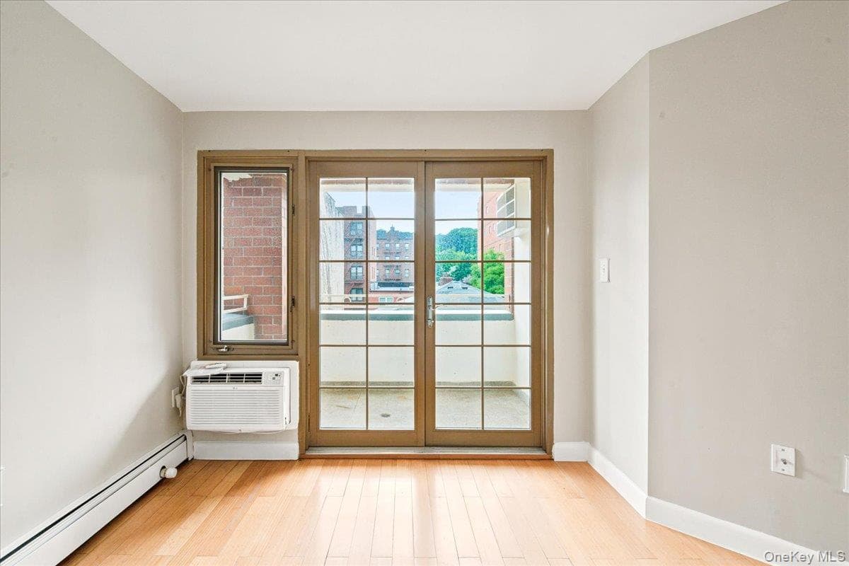 83-75 117th Street Unit: 4D thumbnail 13