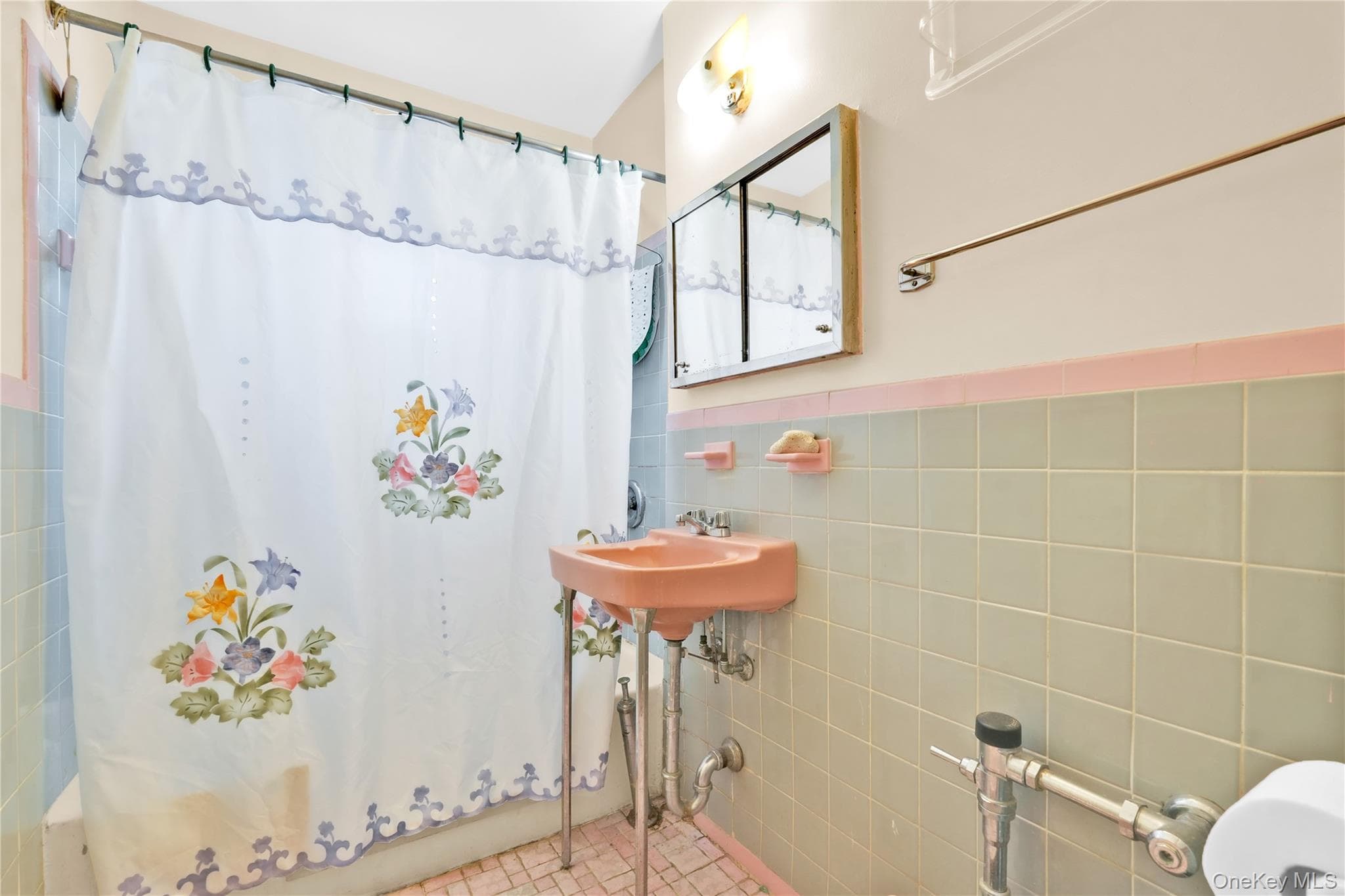 108-05 Astoria Boulevard Unit: 6-A thumbnail 10