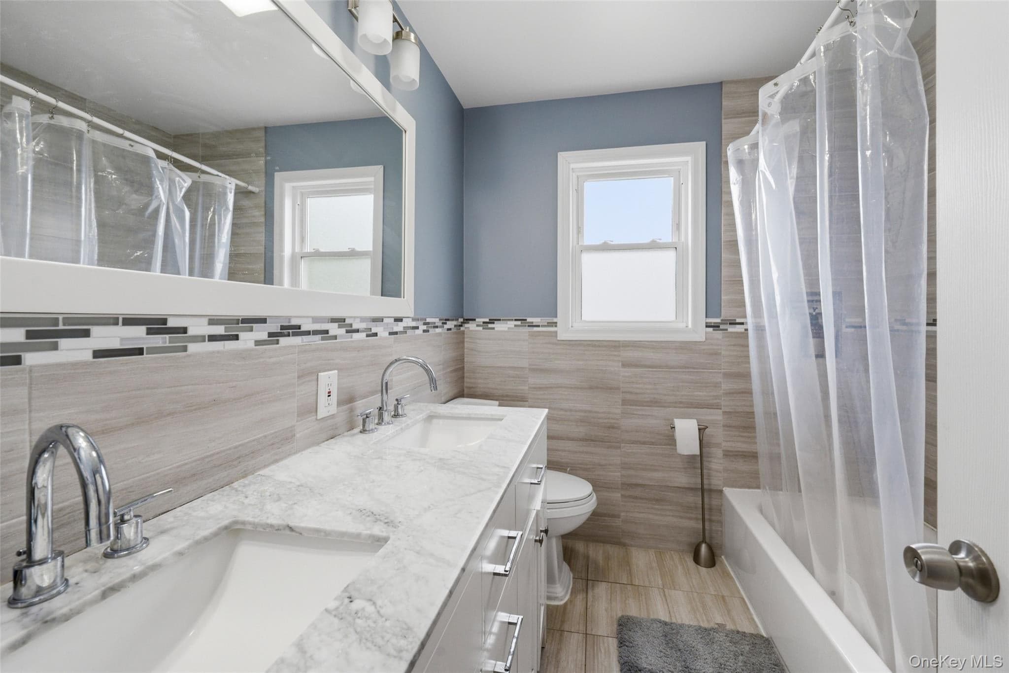 105 Wadsworth Avenue thumbnail 16