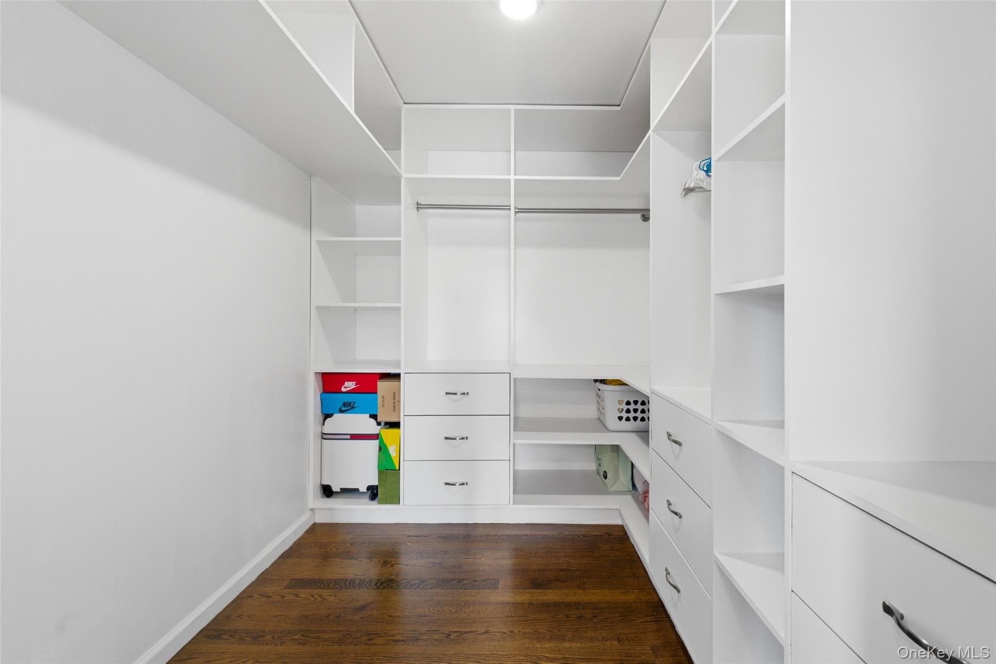 105 Wadsworth Avenue thumbnail 13
