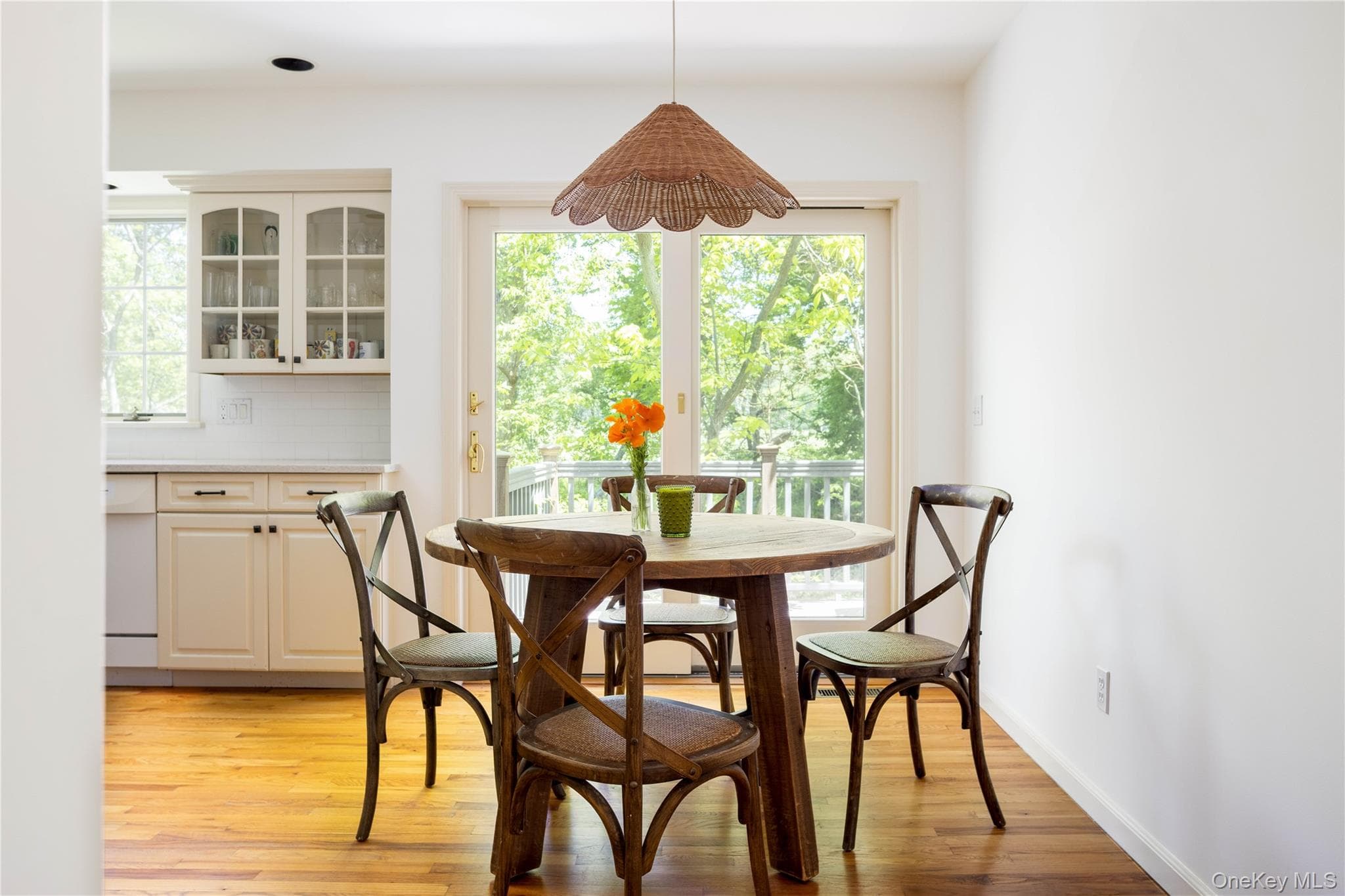 8579 New Suffolk Avenue thumbnail 4