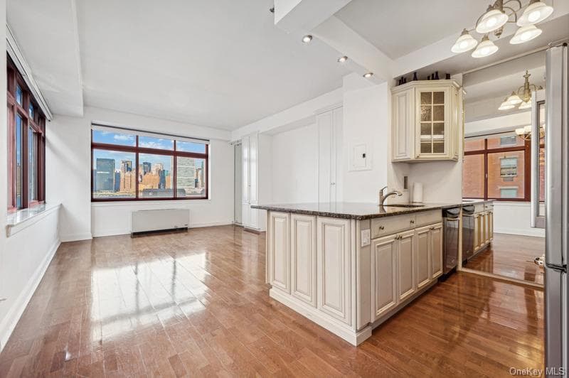 4-74 48th Avenue Unit: 5A, Long Island City