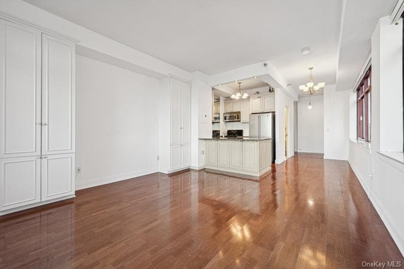 4-74 48th Avenue Unit: 5A thumbnail 2