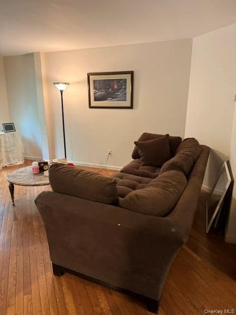212 Hillside Lane thumbnail 11