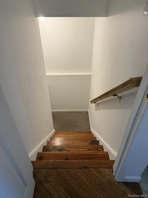 212 Hillside Lane thumbnail 35