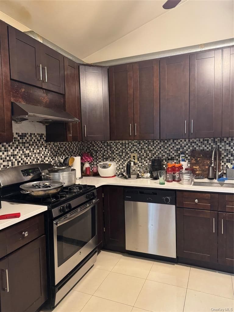 411 121st Street Unit: 12 thumbnail 8