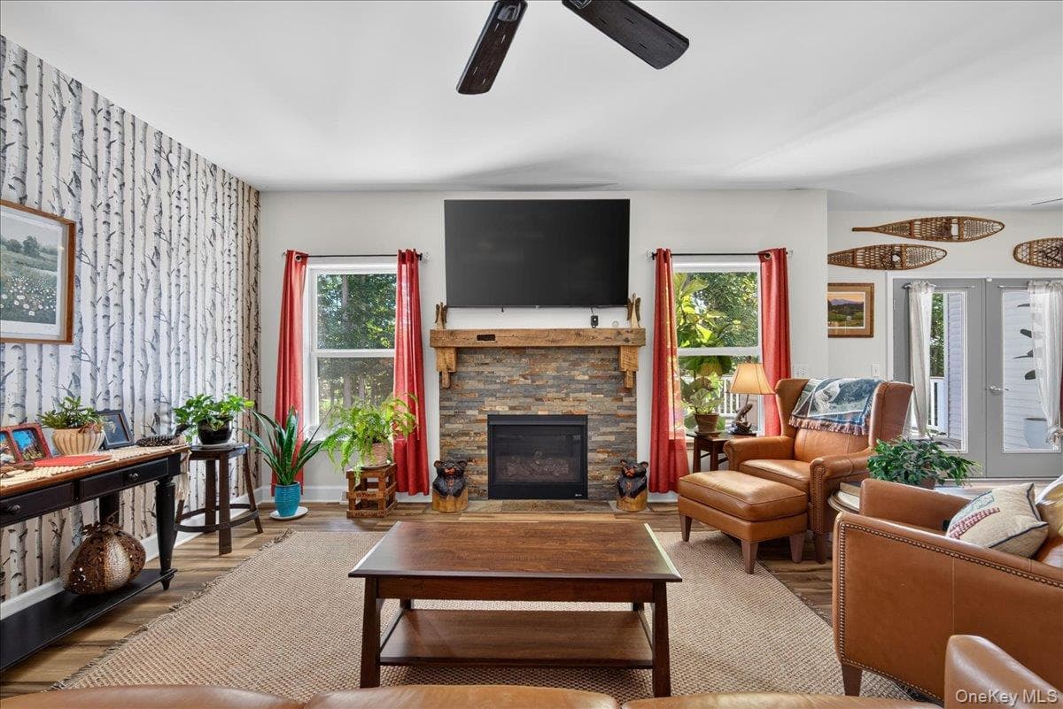 1410 Cosgrove Drive thumbnail 16