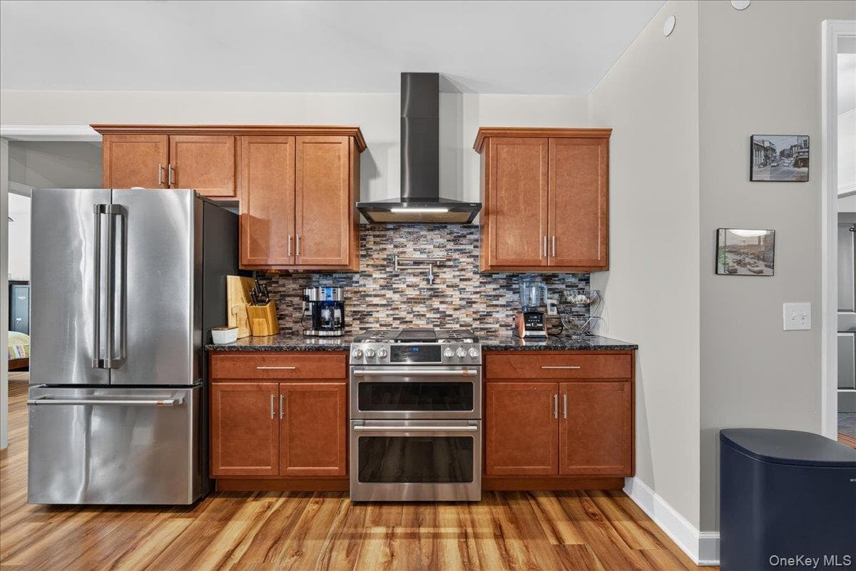 1410 Cosgrove Drive thumbnail 14