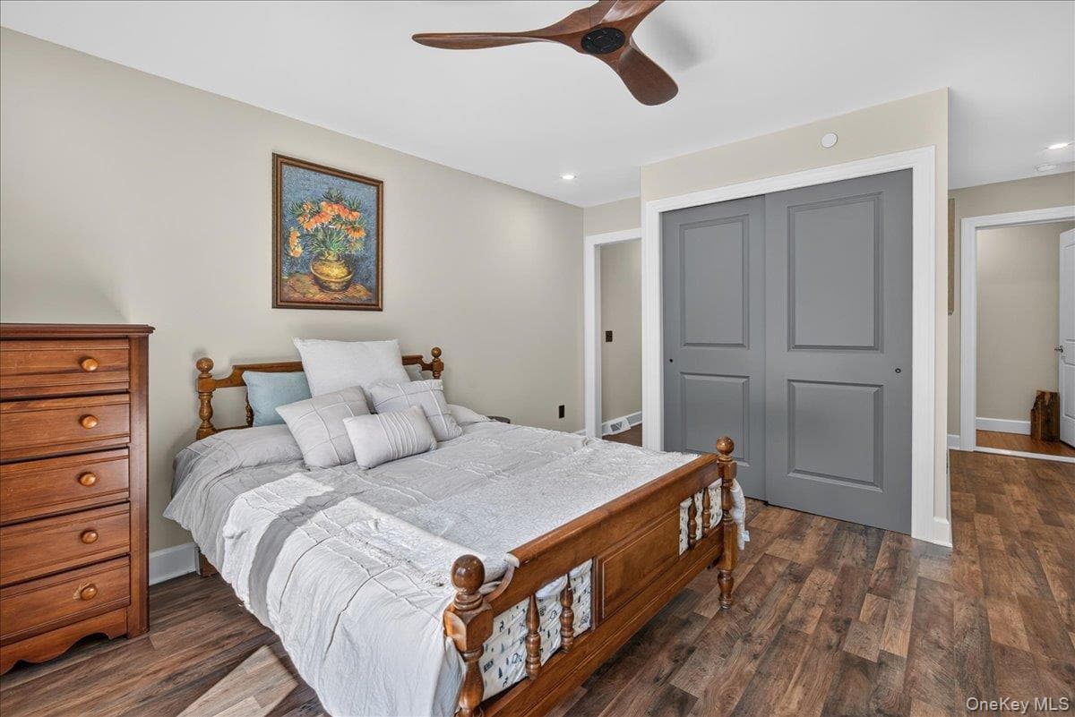 1410 Cosgrove Drive thumbnail 34