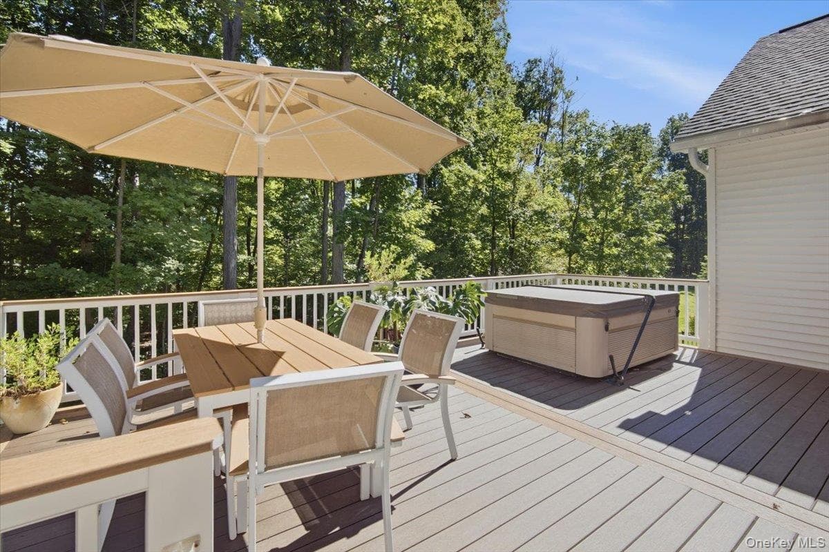 1410 Cosgrove Drive thumbnail 31