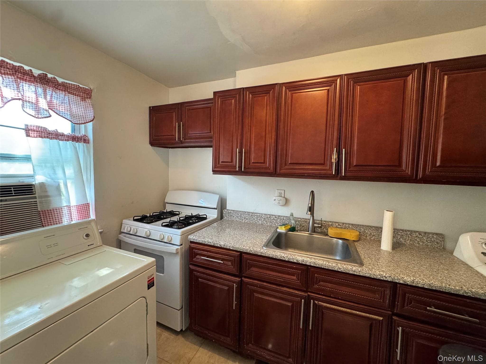 260-38 73 Avenue Unit: B1 thumbnail 8