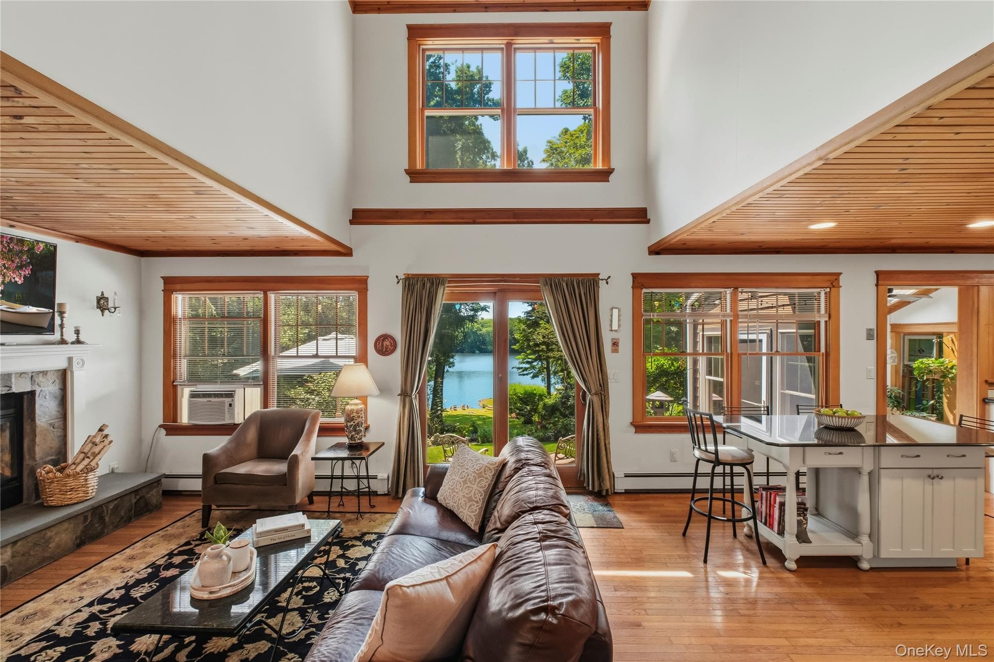 342 Lake Shore Road thumbnail 12