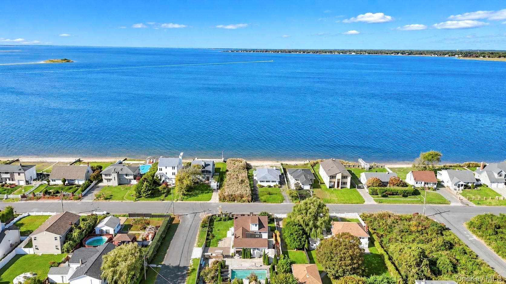 79 Grandview Drive, Shirley