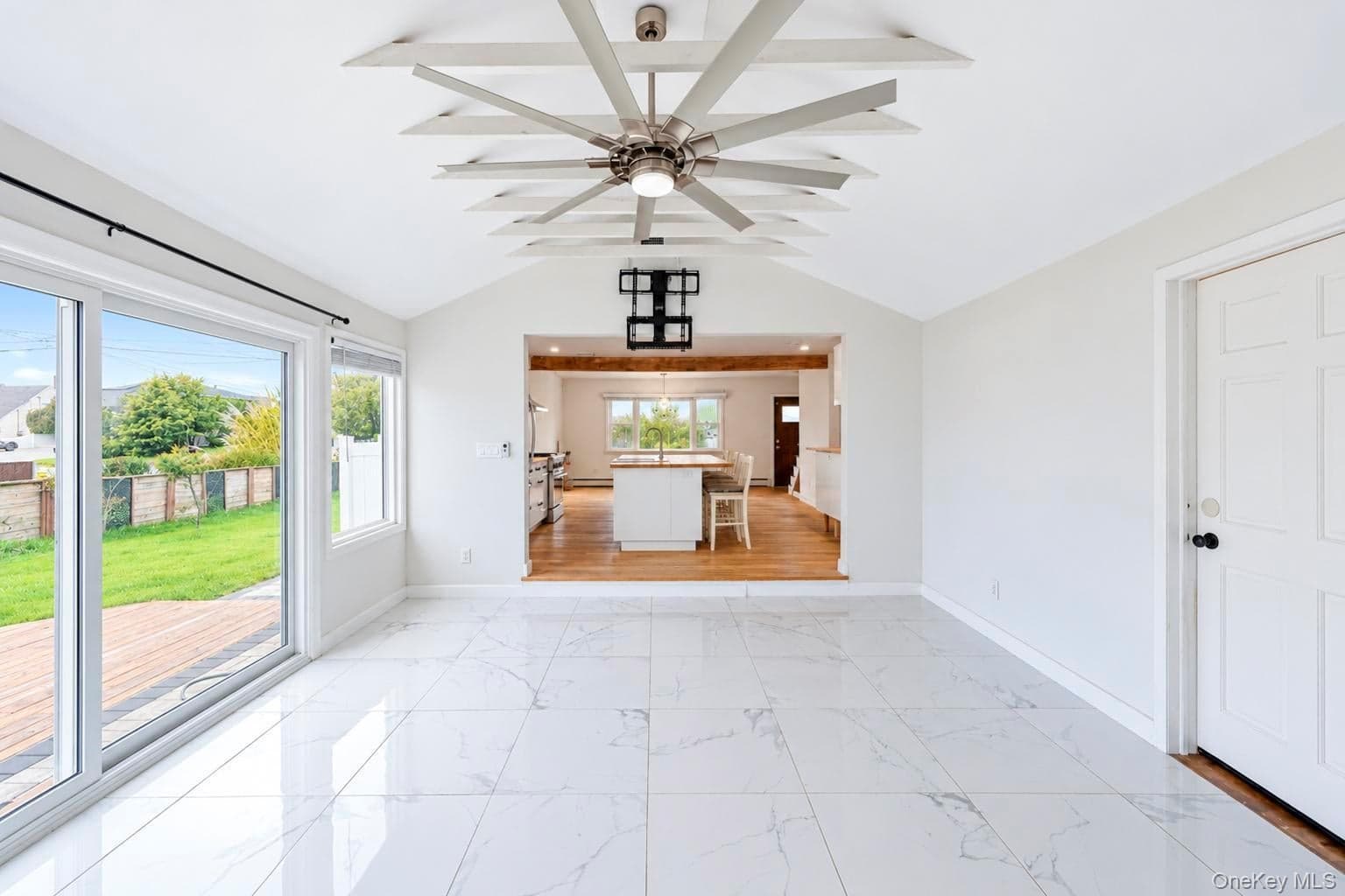 79 Grandview Drive thumbnail 14